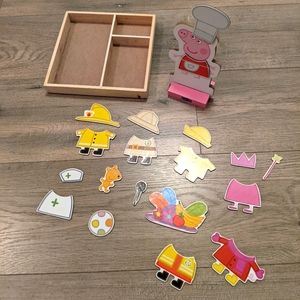 PEPPA PIG MAGNETIC DRESS UP